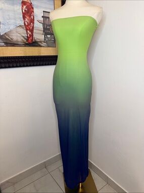 faviola strapless maxi dress blue My Best Strapless Maxi Dress Blue Size L from Hello Molly